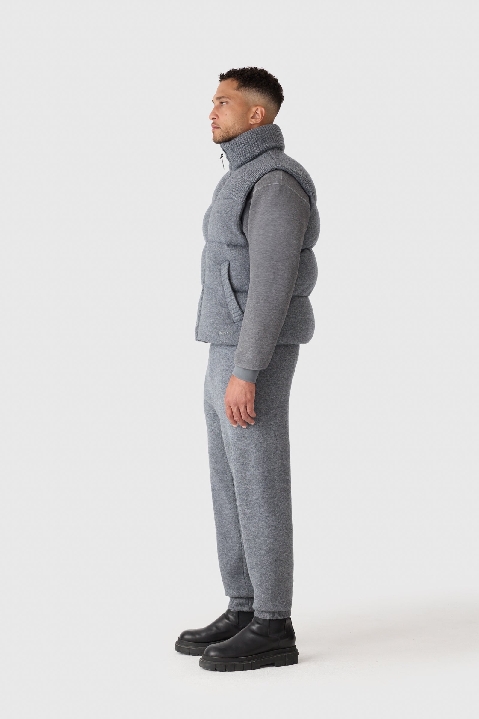 BRAXTON Cashmere Wool Blend Vest with Contrast Yoke for Men