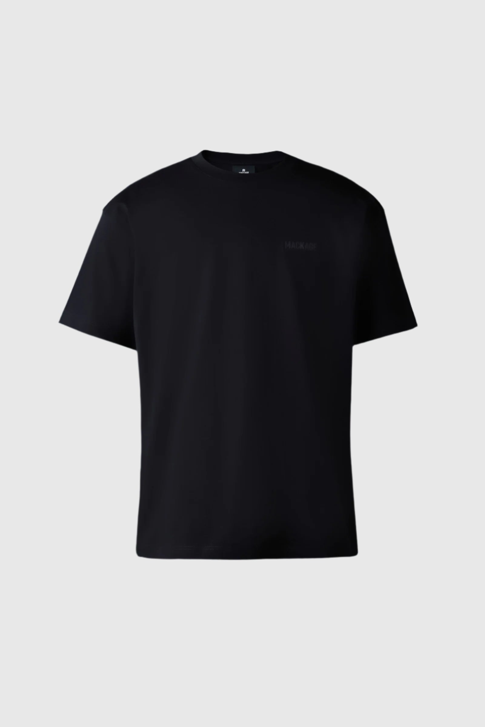 追跡【MACKAGE】TEE-R Tシャツ silicone ロゴ 快適 コットン100% Tee-R, tee-shirt with mackage silicone logo | Mackage® Canada