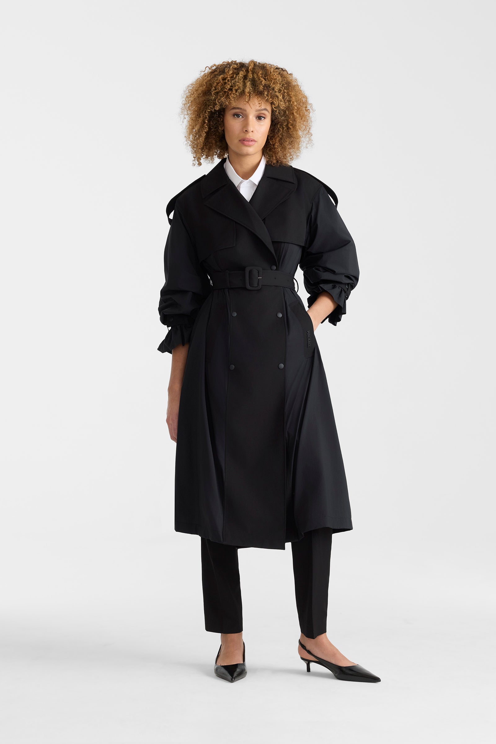 小物 RAINMAKER OVERSIZED TRENCH COAT ZONOMI Trench Coat for Women | Mackage® CA