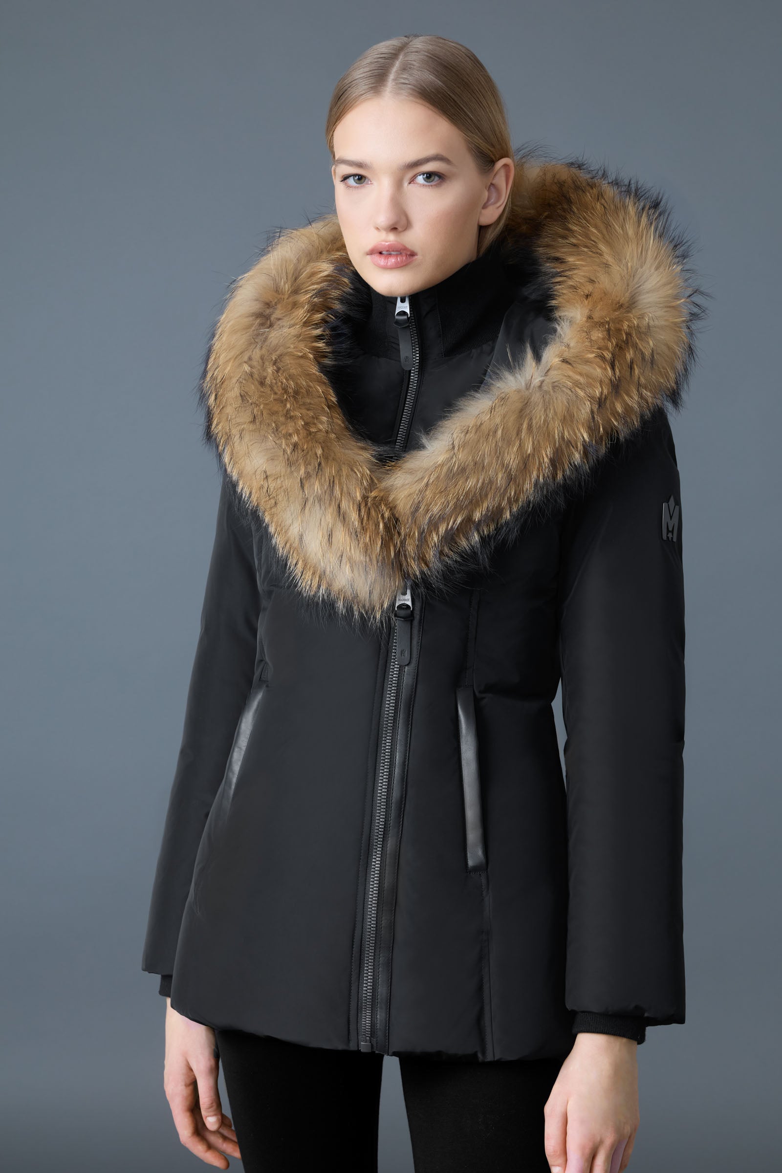 【専用出品】Mackage Adali ブラック、ブラックファー Adali-F, Down coat with natural fur Signature Mackage Collar for