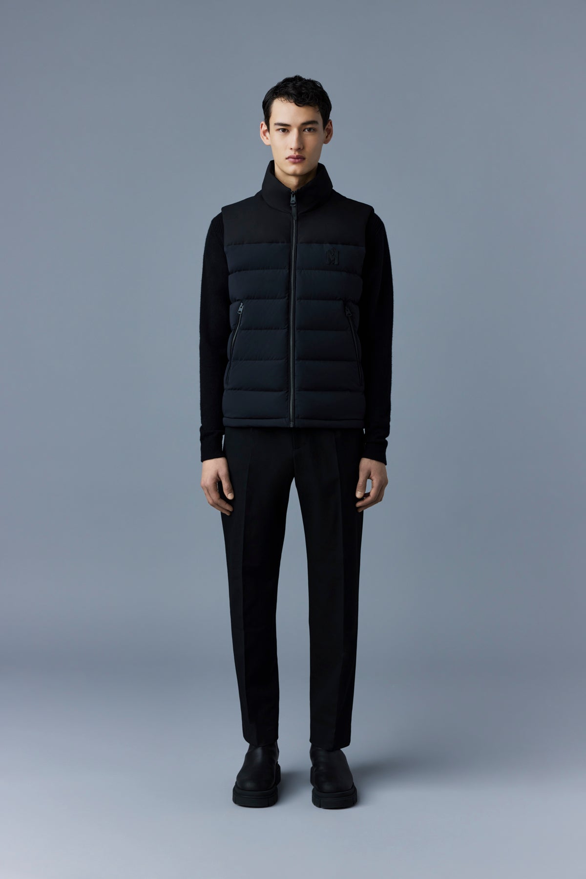 sagie Bobbie, Agile-360 stretch light down vest with stand collar