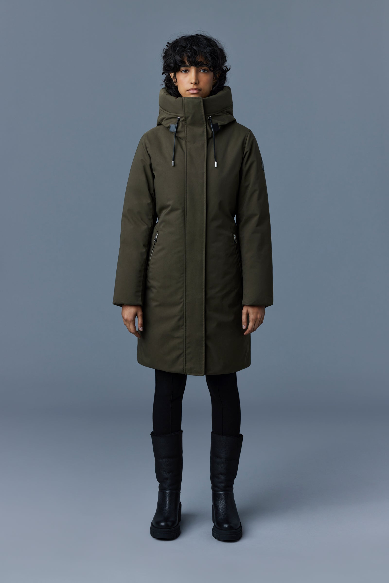 【MACKAGE】SHILOH-NF 2-in-1 フィットダウンコート 着脱式 ビブ Shiloh-NF, 2-in-1 fitted down coat with removable bib for